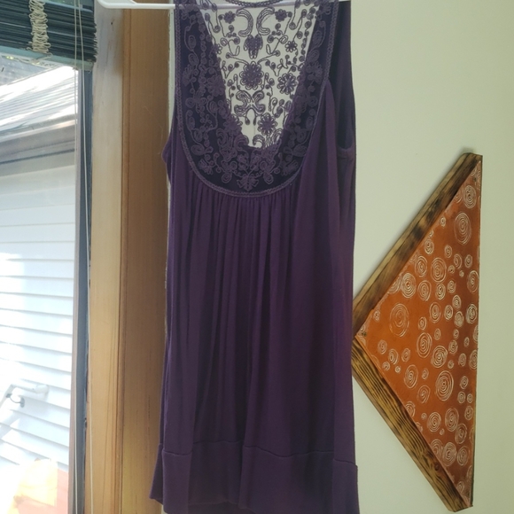 Top - Picture 3 of 3